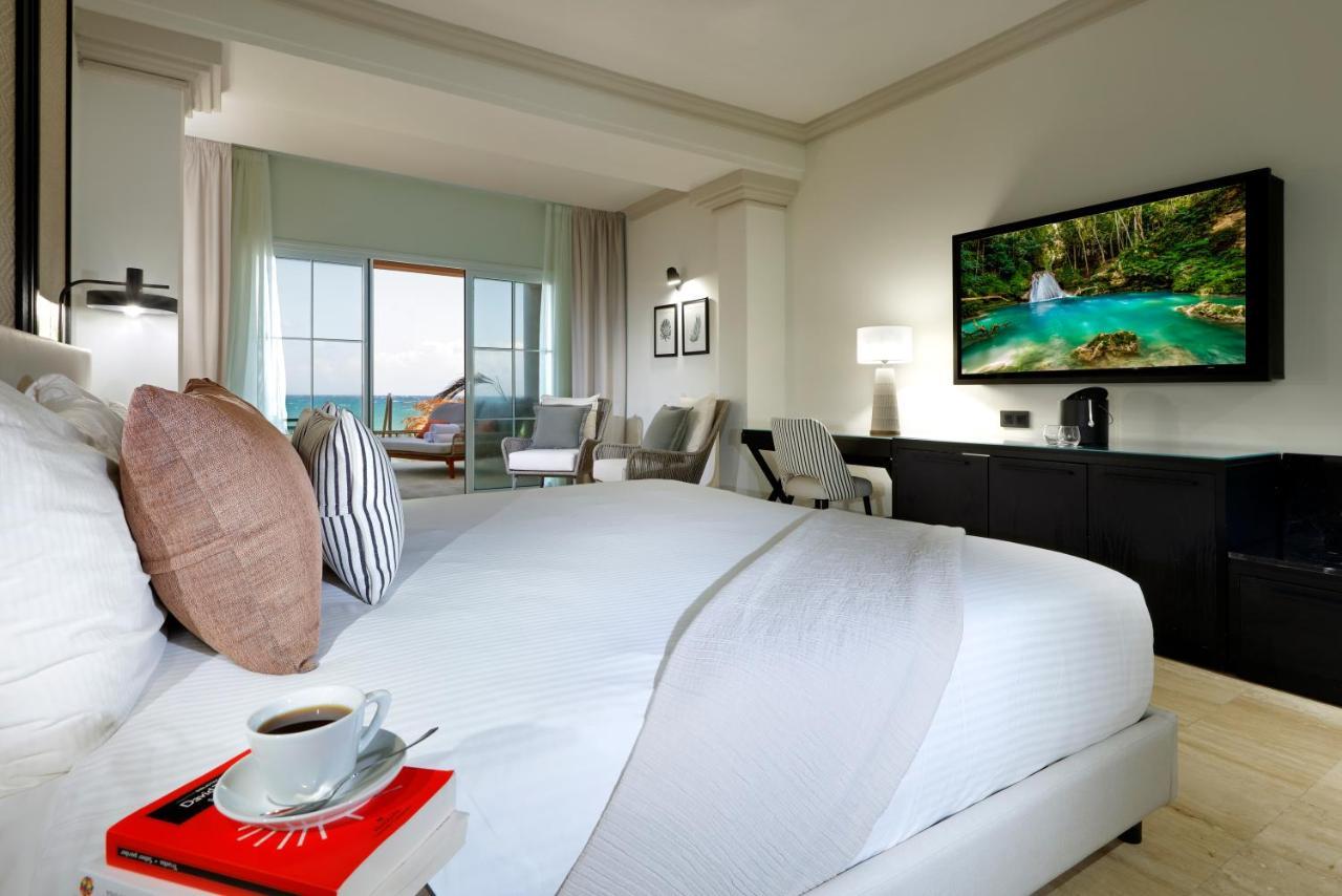 Superior Junior Suite Private Pool Ocean View